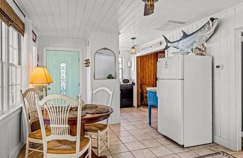 Atlantic Beach Cabaña | Dog-friendly cottage minutes to beach with patio, grill, washer/dryer, & AC
