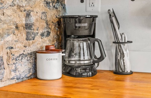 Luray Apartamento | Dog-Friendly Downtown Studio — Walk to Park, Shops