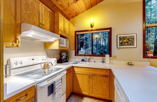 Sea Ranch Casa | Dog-friendly forest retreat among redwoods, walk to Hot Spot & Gualala River