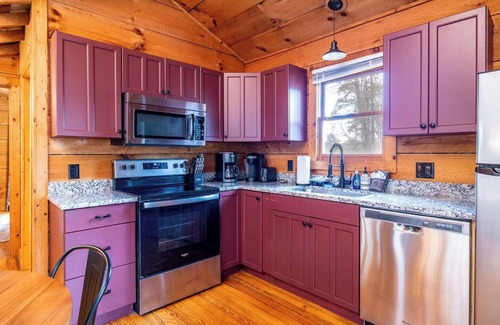 Townsend Cabina | Fall Savings! Fast Wi-Fi! Dog Friendly!