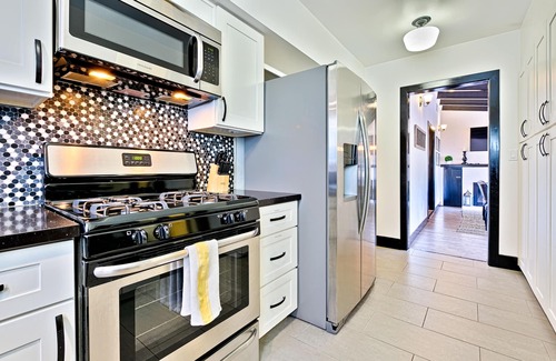 Anaheim Colony Historic District Casa | Dog-friendly home close to Disneyland with a saltwater pool, hot tub, & firepit