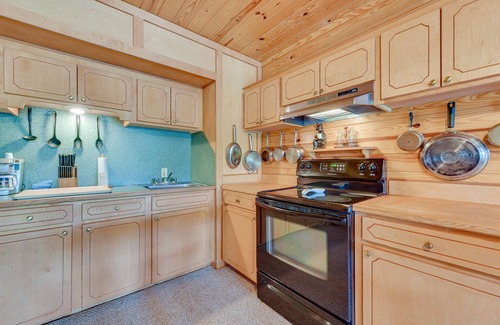 Jonesville Casa | Dog-Friendly Home on Black River Lake w/ Boat Dock