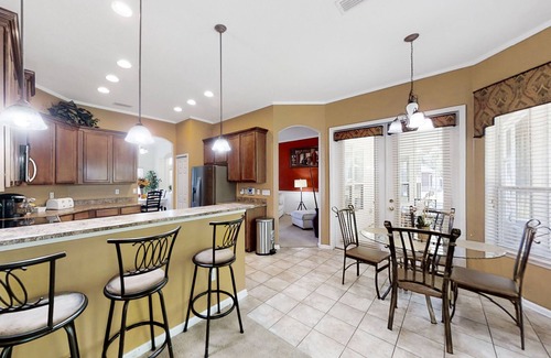 Jacksonville Casa | Dog-friendly home with screened-in patio, washer/dryer, & central AC