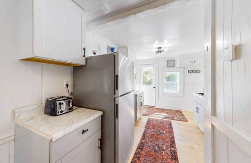 Frisco Casa | Dog-friendly home with washer/dryer & free WiFi - 3 miles from beach access