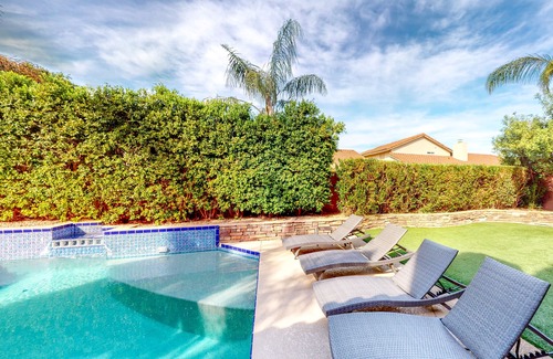 Paradise Park Vista Casa | Se admiten perros, casa recientemente remodelada con piscina privada climatizada, excelente ubicación.