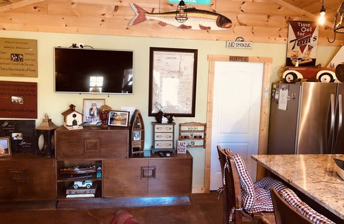 Lake Lure Casa | Canoa, SKI BAR, bote de remos! ¡Mascota amigable! Libro para la temporada de hojas! Frente al mar!