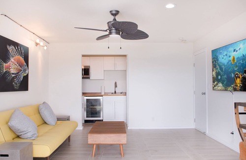 Kuliouou - Kalani Iki Casa | Dog-friendly oceanfront estate with a pool, hot tub, lanai, & private beach