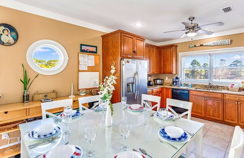 Sea Palm Village Casa | Dog-Friendly, Resort Pool, Free Beach Gear, 2-min Walk To Beach!