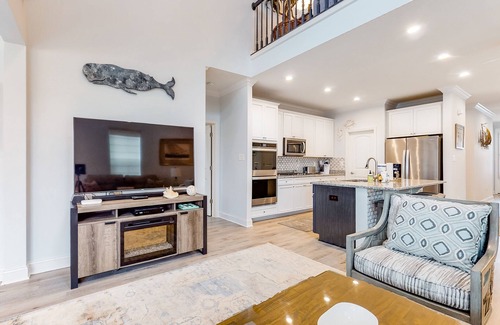 Bayside Casa | Dog-friendly resort townhouse w/shared sauna, fireplace, basketball/tennis court
