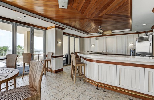 Galveston Condominio | Palisade Palms 12th Floor Bay Views - Large Dogs Ok!