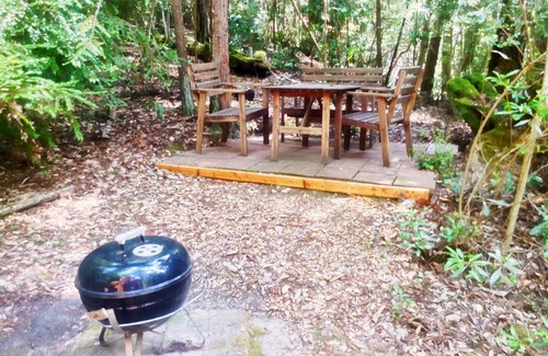 Sea Ranch Casa | Escapada de secuoyas aislada que admite perros con bañera de hidromasaje privada