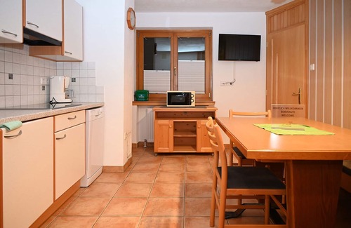 Tubre Apartamento | Dog-friendly Sesvenna vacation apartment on the first floor