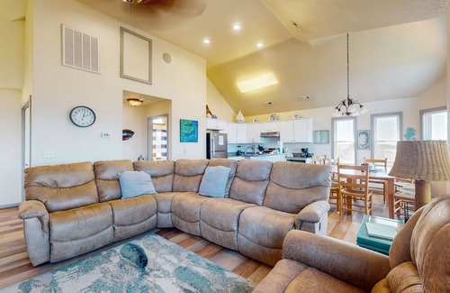 Buxton Casa | Dog-friendly, sound-front home with 2 sundecks, fireplace, & private hot tub