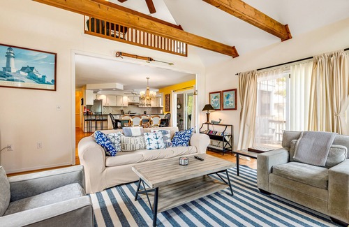Cat Hill Casa | Dog-friendly South Bethany gem near the beach with central AC & fast WiFi