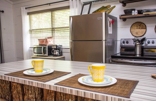 Eagle Rock Apartamento | Estudio que admite mascotas, terraza con vista al lago, cerca de Eureka Springs, Wi-Fi gratis