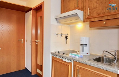 Juist Apartamento | Dog-friendly vacation apartment, ideal for couples, with sauna and swimming pool.