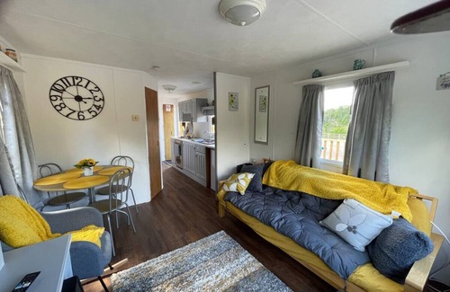 Carmarthen Casa | Dog/Pet Friendly Fenced Garden at Rural Farm but Central Location to all Coasts