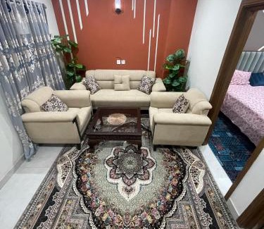 Hassan Abdal Apartamento | Doha emporium b17 multi garden FMC