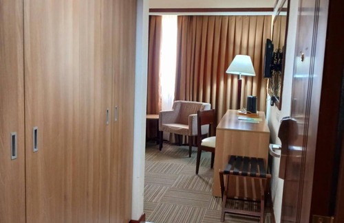 Mandaue Hotel | Dohera Hotel