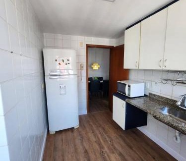 Enseada do Sua Apartamento | Dois quartos na quadra do mar na Enseada do Suá