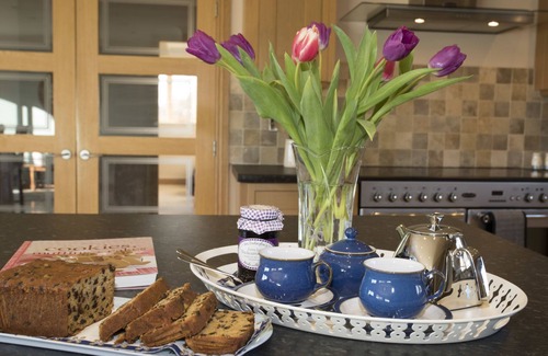 Gaerwen Cabaña | DOL FRAINT, family friendly, with a garden in Llanfairpwllgwyngyll