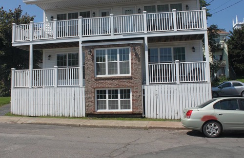 Pictou Apartamento | Dolan's Gold House