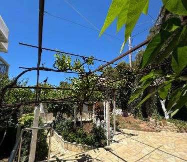 Qafe e Gjashtes Villa | Dolce Vita Villa