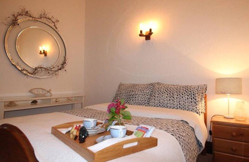 Liskeard Casa | Dolittles Den, a beautifully renovated barn situated in idyllic Cornish countryside