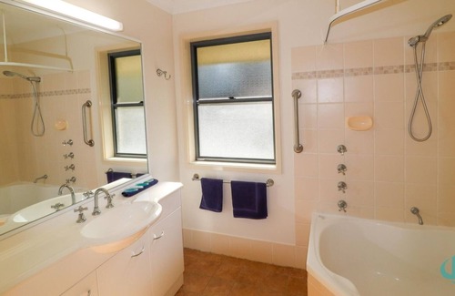 Cams Wharf Apartamento | 511 Dollarbird Townhouse- Raffertys Resort