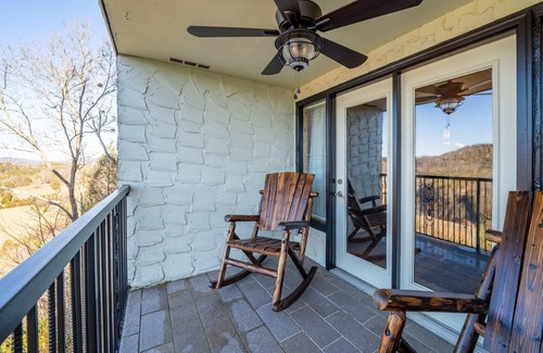 Caton Condominio | Dolly's Castle Unit 4