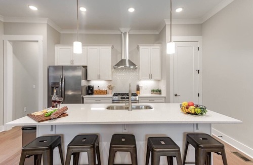 Whitebridge Casa | Dolly's Hideaway 13-Dazzling Dolly House-Sleeps 8