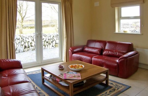 Caherconnell Cabaña | DOLMEN COTTAGE, pet friendly in Kilfenora, County Clare