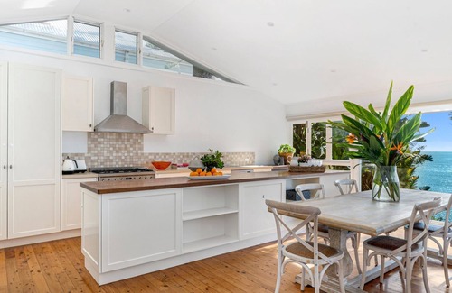 Whale Beach Casa | DOLPHIN BAY OCEANFRONT by Palm Beach Holiday Rentals