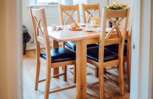 Lydstep Casa | Dolphin Cottage - Uk6733