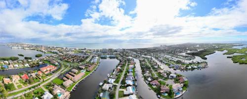 Cocoa Isles Casa | Dolphin Cove in Cocoa Beach Fl
