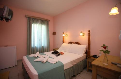 Skopelos Hotel | Dolphin Hotel