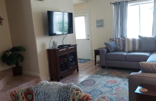 South Padre Island Apartamento | Dolphin Jump Steps to the Beach