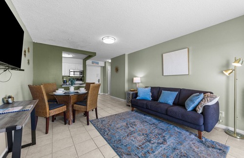 Northeast Virginia Beach Condominio | Dolphin Run Unit 304