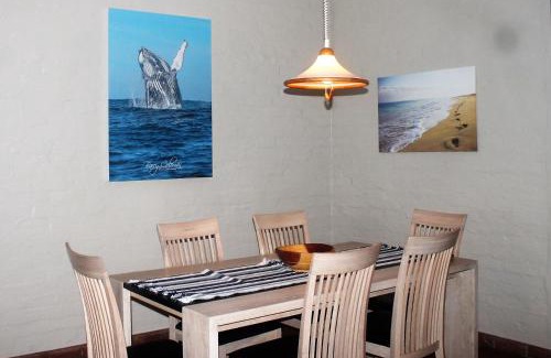 Scottburgh Apartamento | Dolphin View Self Catering