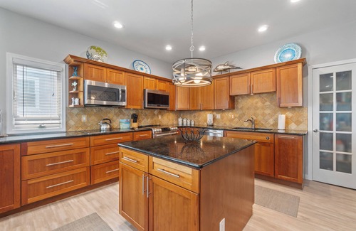 Sandbridge Casa | Dolphins Jumping and sunrise view-Ocean Front house
