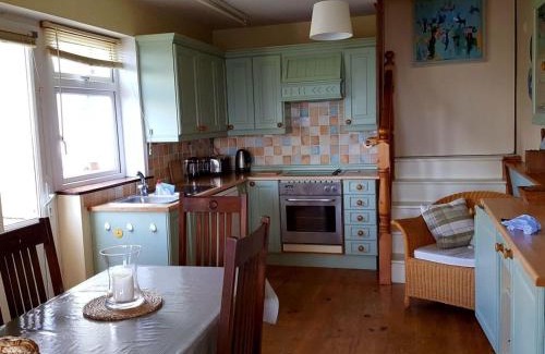 Renvyle Casa | Dolphinwatch House Comfortable holiday residence