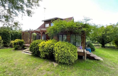 Radzymin Casa | Dom letniskowy z dużym ogrodem
