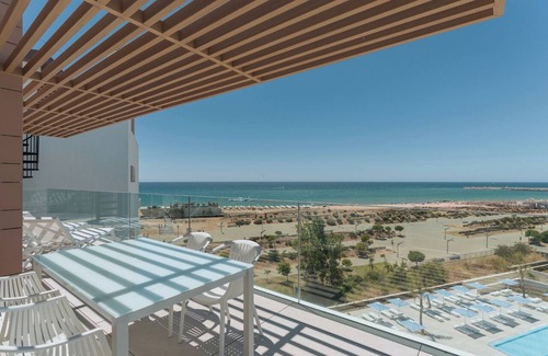 Cavacos Condominio | Dom Pedro Residences - T2
