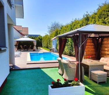 Puck Casa | Dom przy Basenie