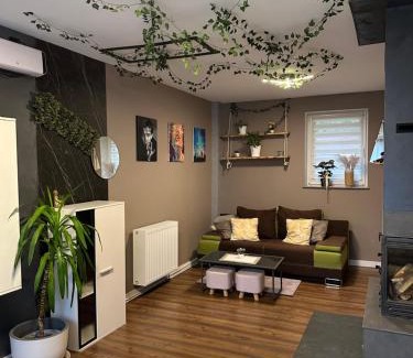 Tokarnia Apartamento | Dom w górach z kominkiem i balią ogrodową Sielanka
