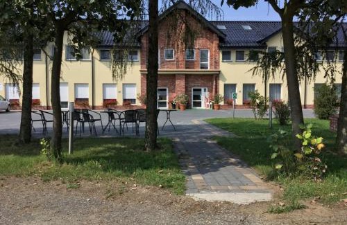 Jarocin Complejo | Dom Weselny Zielony Zakątek