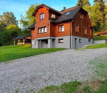 Brenna Apartamento | DOM ZORA