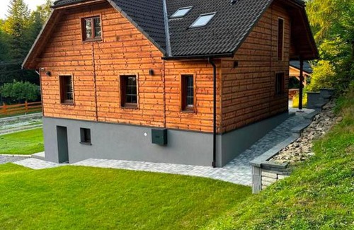 Brenna Apartamento | DOM ZORA