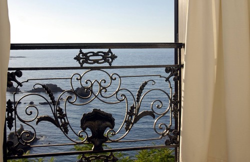 Halepa Hotel | Doma