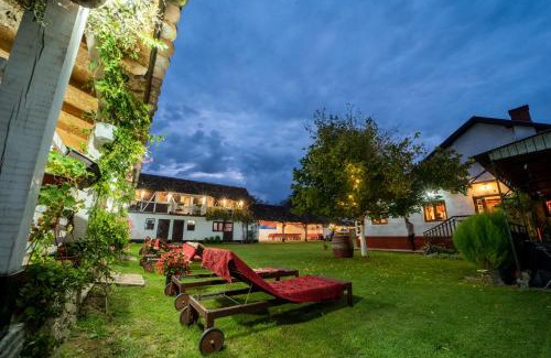 Zasavica Casa | Domacinstvo Cikic Zasavica